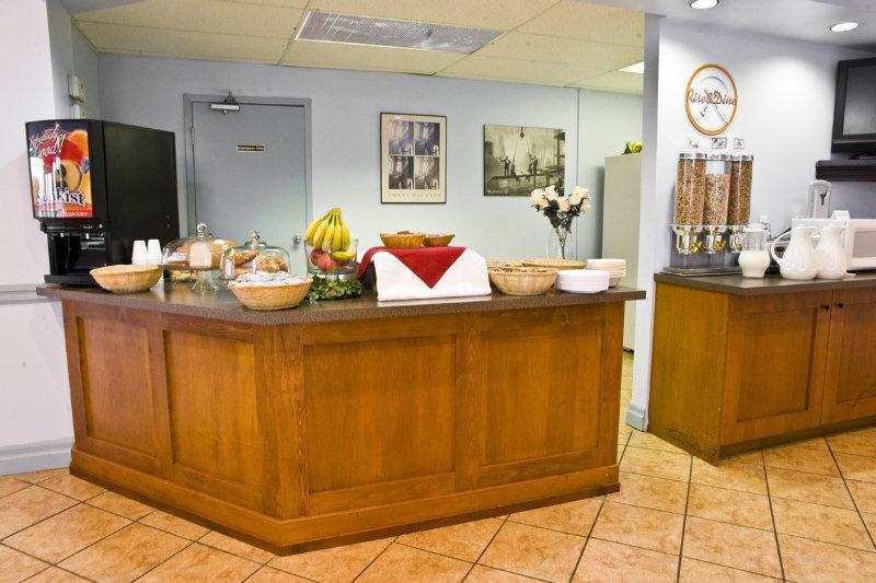 Howard Johnson Hamilton Restaurante foto